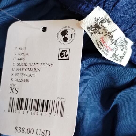 Free People Intimately FP NEW Lacy Ruffled Marine Navy Morning Breeze Shorts XS - Picture 6 of 16